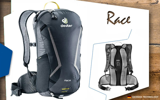  NW Deuter Race 8 | 7000 Black